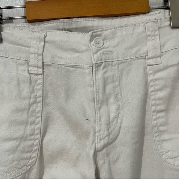 Urban Life white cargo capris size 5/6 - Picture 8 of 8